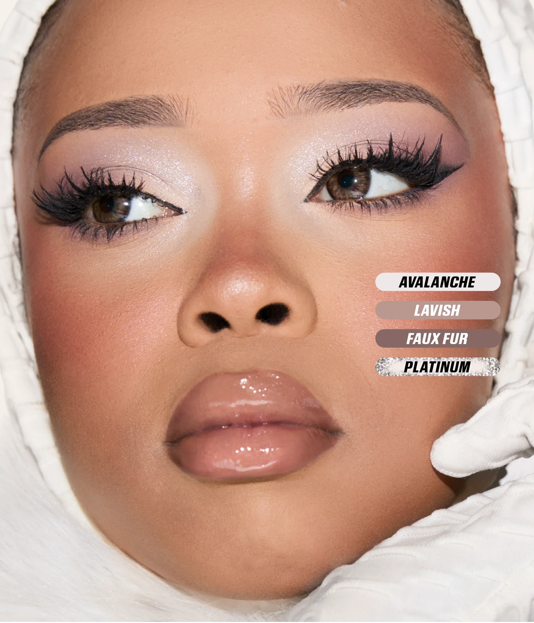 Icy Nude Eyeshadow Palette - Image 4