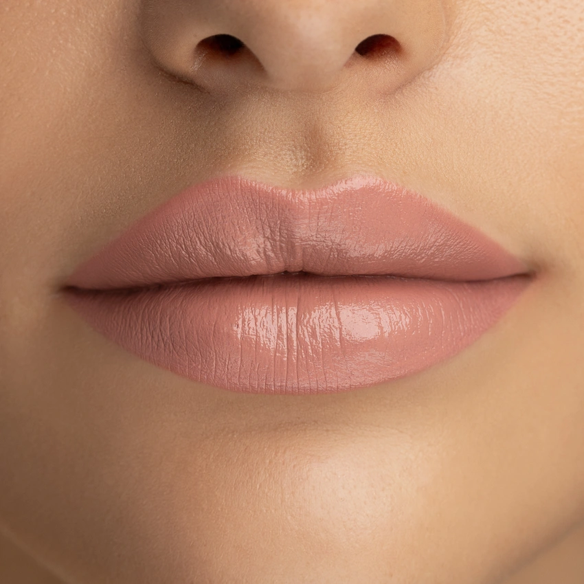 Advanced Care Lipstick - Glossy - Image 3